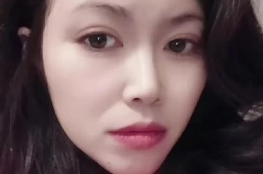 《MM131扒开❌狂揉❌喷水视频》免费观看